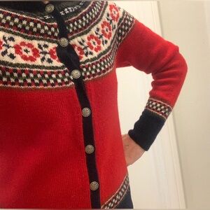 EUC Danspũn Handknitted Red/Blue/Ivory 100% Wool Denmark Vintage Sweater Size S